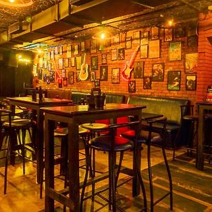 Super Townhouse Oak Viman Nagar Downtown Formerly Hotel Cilantro